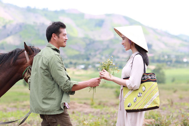 Phim &ldquo;K&iacute;nh vạn hoa&rdquo; sau 14 năm, Noo Phước Thịnh v&agrave; Angela Phương Trinh trở th&agrave;nh 2 c&aacute;i t&ecirc;n đ&igrave;nh đ&aacute;m nhất - Ảnh 20.