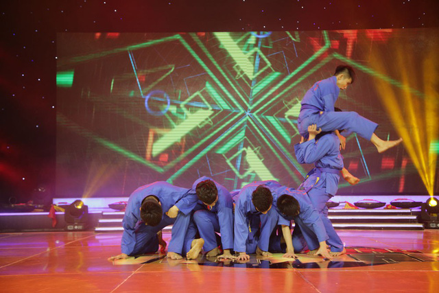 Nh&oacute;m Người Anh Em đăng quang Qu&aacute;n qu&acirc;n &ldquo;Đấu trường v&otilde; nhạc&rdquo; m&ugrave;a đầu ti&ecirc;n - Ảnh 26.