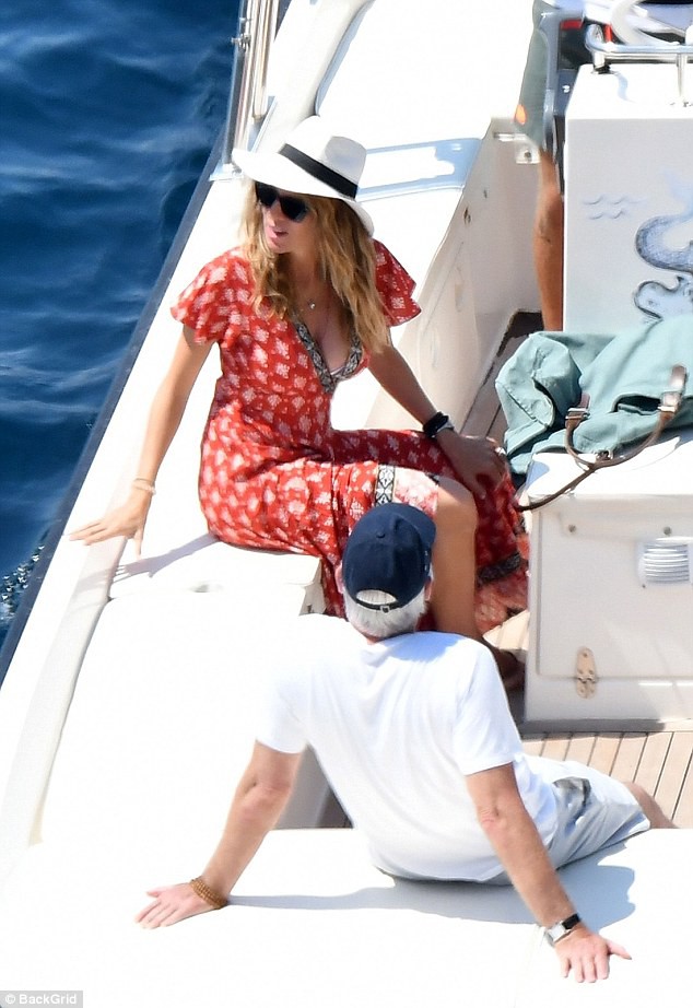 Richard Gere sắp làm bố ở tuổi 69? - Ảnh 10. Richard Gere sắp làm bố ở tuổi 69? - Ảnh 10.