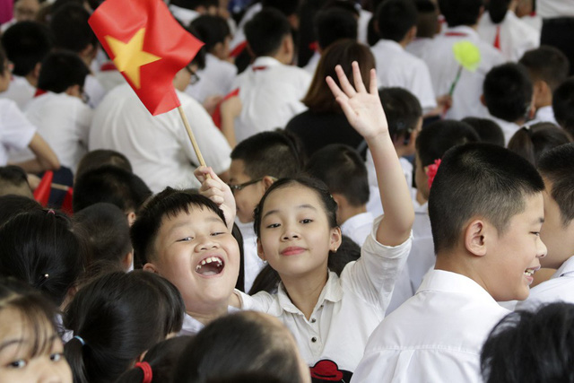 Lễ khai giảng đặc biệt của học sinh khiếm thính ở Hà Nội - Ảnh 8. Lễ khai giảng đặc biệt của học sinh khiếm thính ở Hà Nội - Ảnh 8.