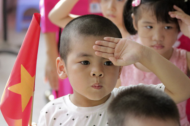 Lễ khai giảng đặc biệt của học sinh khiếm thính ở Hà Nội - Ảnh 14. Lễ khai giảng đặc biệt của học sinh khiếm thính ở Hà Nội - Ảnh 14.