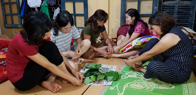 Rớt nước mắt với bát mì tôm ăn vội của giáo viên miền núi sau lễ khai giảng - Ảnh 26. Rớt nước mắt với bát mì tôm ăn vội của giáo viên miền núi sau lễ khai giảng - Ảnh 26.