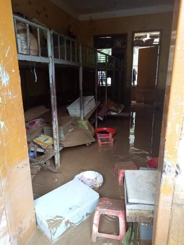 Rớt nước mắt với bát mì tôm ăn vội của giáo viên miền núi sau lễ khai giảng - Ảnh 30. Rớt nước mắt với bát mì tôm ăn vội của giáo viên miền núi sau lễ khai giảng - Ảnh 30.