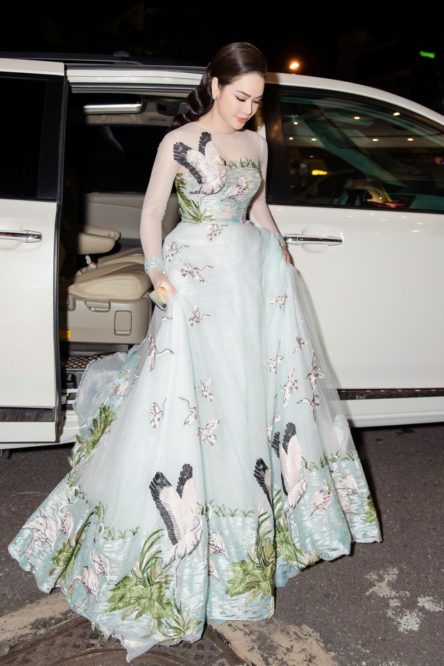 Từng &ldquo;nổi đi&ecirc;n&rdquo; khi bị &ldquo;tố&rdquo; đi kh&aacute;ch, Nhật Kim Anh vẫn bạo miệng &ldquo;l&agrave;nh nhất showbiz&rdquo; - Ảnh 2.