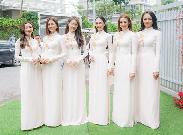 Nhã Phương xinh đẹp trong ngày cưới; Huyền My diện trang phục cổ trang - Ảnh 8. Nhã Phương xinh đẹp trong ngày cưới; Huyền My diện trang phục cổ trang - Ảnh 8.