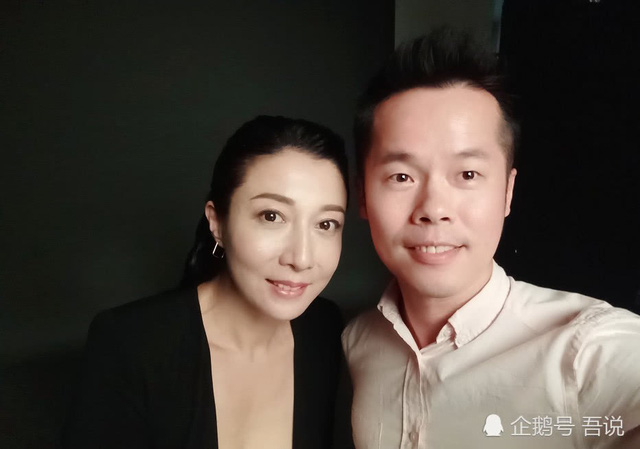 Con gái “rơi” của Thành Long khoe ảnh tình tứ cùng bạn gái, cắt đứt quan hệ với mẹ ruột - Ảnh 24. Con gái “rơi” của Thành Long khoe ảnh tình tứ cùng bạn gái, cắt đứt quan hệ với mẹ ruột - Ảnh 24.