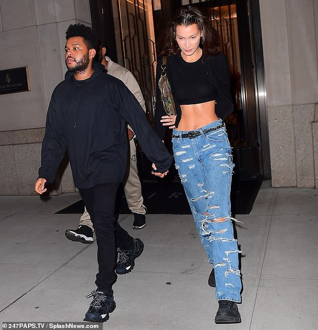 Bella Hadid hạnh phúc bên bạn trai - Ảnh 10. Bella Hadid hạnh phúc bên bạn trai - Ảnh 10.