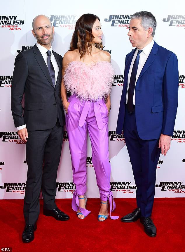 Cựu Bond girl sành điệu trên thảm đỏ - Ảnh 18. Cựu Bond girl sành điệu trên thảm đỏ - Ảnh 18.