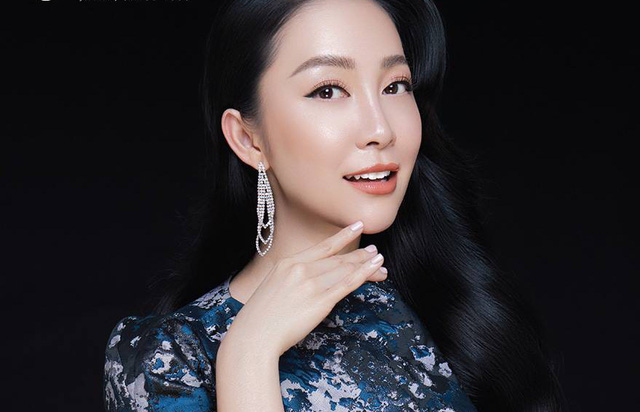 “Chim công làng múa” Linh Nga: “Đừng cứ ngồi chờ ai đó đem đến hạnh phúc cho mình” - Ảnh 2. “Chim công làng múa” Linh Nga: “Đừng cứ ngồi chờ ai đó đem đến hạnh phúc cho mình” - Ảnh 2.