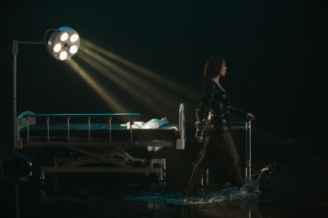 Tóc Tiên trải lòng trong MV mới cổ vũ lối sống của giới trẻ - Ảnh 4. Tóc Tiên trải lòng trong MV mới cổ vũ lối sống của giới trẻ - Ảnh 4.