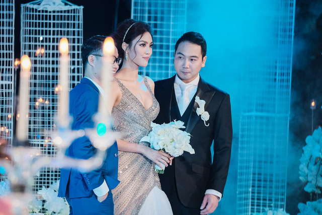 Đông đảo sao Việt đến chúc mừng đám cưới Lan Khuê - Ảnh 32. Đông đảo sao Việt đến chúc mừng đám cưới Lan Khuê - Ảnh 32.