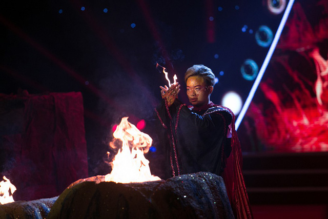 Nghệ sĩ xiếc đường phố Minh Nhật trở th&agrave;nh Qu&aacute;n qu&acirc;n &ldquo;Kỳ t&agrave;i lộ diện 2018&rdquo; - Ảnh 24.