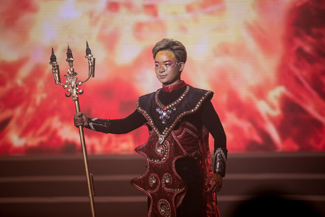 Nghệ sĩ xiếc đường phố Minh Nhật trở th&agrave;nh Qu&aacute;n qu&acirc;n &ldquo;Kỳ t&agrave;i lộ diện 2018&rdquo; - Ảnh 28.