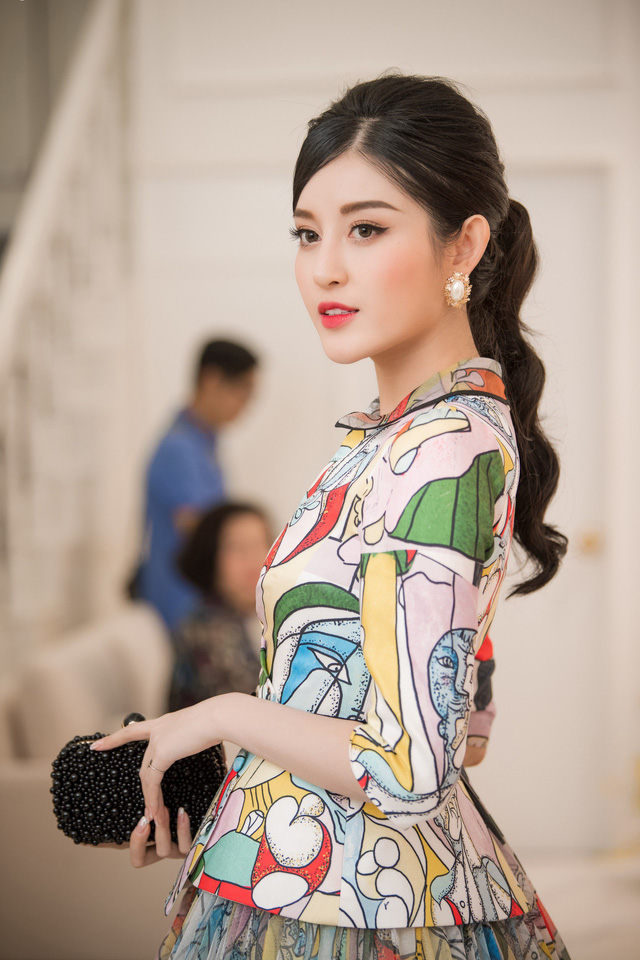 Hoa hậu Mai Phương, Thuỳ Lâm bất ngờ tái xuất bên dàn mỹ nhân các thế hệ - Ảnh 14. Hoa hậu Mai Phương, Thuỳ Lâm bất ngờ tái xuất bên dàn mỹ nhân các thế hệ - Ảnh 14.