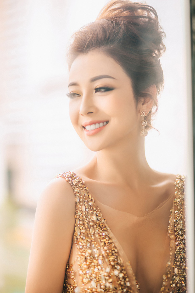 Lấy chồng đại gia, sống như “bà hoàng” nhưng Jenifer Phạm, Ngọc Duyên không “ngồi yên” - Ảnh 2. Lấy chồng đại gia, sống như “bà hoàng” nhưng Jenifer Phạm, Ngọc Duyên không “ngồi yên” - Ảnh 2.