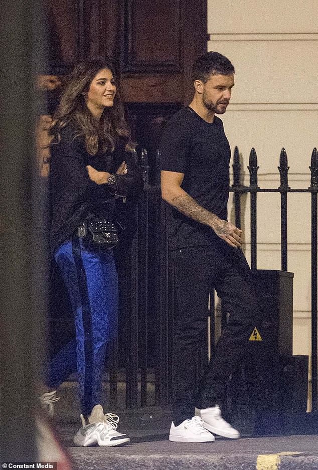 Liam Payne ra phố cùng cô gái lạ - Ảnh 4. Liam Payne ra phố cùng cô gái lạ - Ảnh 4.