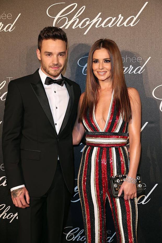 Liam Payne ra phố cùng cô gái lạ - Ảnh 12. Liam Payne ra phố cùng cô gái lạ - Ảnh 12.