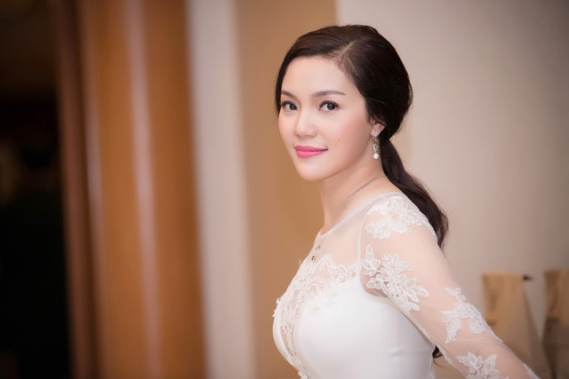 Hồng Nhung, Tùng Dương tái ngộ sân khấu FLC Sầm Sơn trong đêm nhạc “Tình Thu” - Ảnh 8.