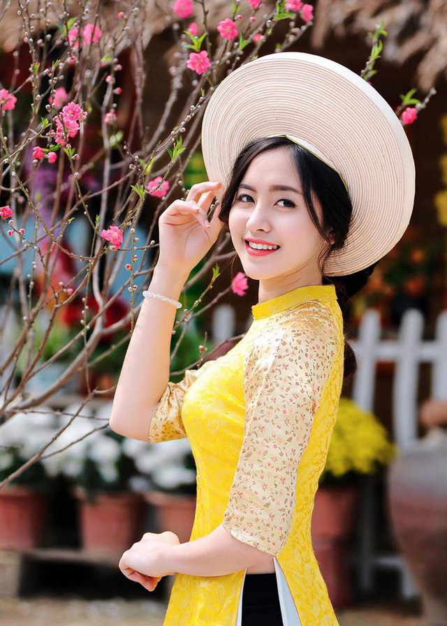 Mới nổi v&igrave; diện đồ d&acirc;n tộc cực xinh, thiếu nữ Y&ecirc;n B&aacute;i lại c&oacute; ảnh thẻ g&acirc;y sốt - Ảnh 10.