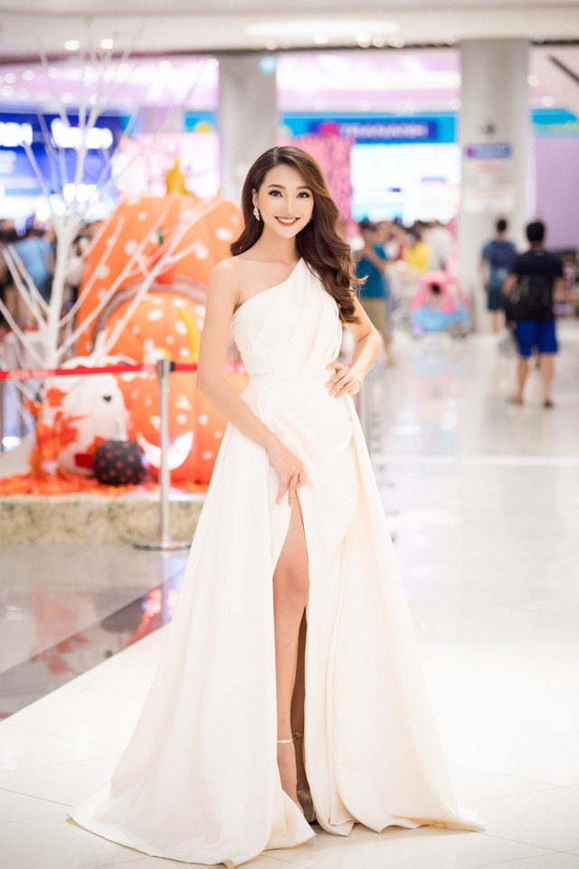 Tại sao BTV Ngọc Trinh thân thiết Hồ Ngọc Hà dù từng là antifan? - Ảnh 12. Tại sao BTV Ngọc Trinh thân thiết Hồ Ngọc Hà dù từng là antifan? - Ảnh 12.