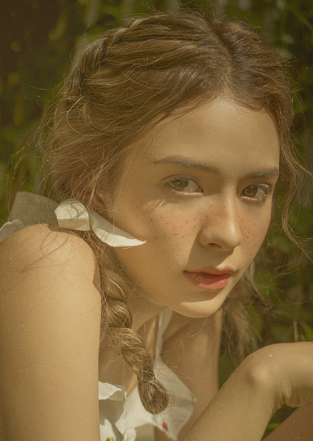 V&agrave;o thu đầy mộng mơ với c&ocirc; g&aacute;i Đ&agrave; Lạt xinh như b&uacute;p b&ecirc; phương T&acirc;y - Ảnh 10.