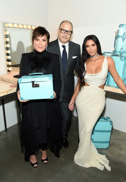 Kim Kardashian diện váy táo bạo - Ảnh 20. Kim Kardashian diện váy táo bạo - Ảnh 20.