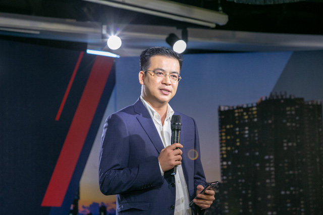 Thuỵ Vân đi xe sang làm MC sau sự cố ngã trên sóng - Ảnh 22. Thuỵ Vân đi xe sang làm MC sau sự cố ngã trên sóng - Ảnh 22.