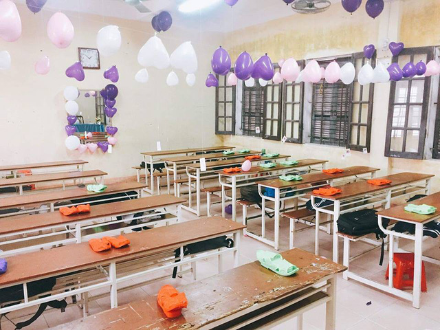 Học sinh Hải Phòng tặng dép tổ ong làm quà 20/10 cho các bạn nữ - Ảnh 8. Học sinh Hải Phòng tặng dép tổ ong làm quà 20/10 cho các bạn nữ - Ảnh 8.