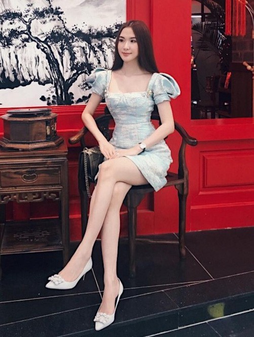 Vũ C&aacute;t Tường nữ t&iacute;nh bất ngờ; &Aacute; hậu Ho&agrave;ng Oanh diện &ldquo;lưới đ&aacute;nh c&aacute;&rdquo; - Ảnh 16.