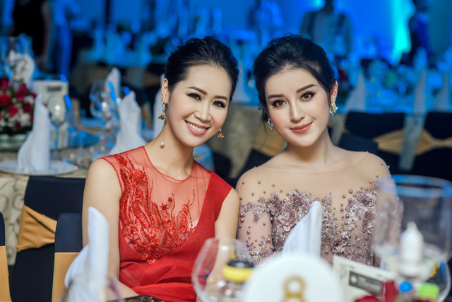 Dương Thuỳ Linh nể khả năng chịu áp lực showbiz của Huyền My dù kém mình 1 giáp - Ảnh 2. Dương Thuỳ Linh nể khả năng chịu áp lực showbiz của Huyền My dù kém mình 1 giáp - Ảnh 2.