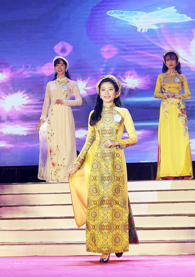 Lộ diện cặp đ&ocirc;i đăng quang T&agrave;i sắc Phương Đ&ocirc;ng 2018 - Ảnh 4.