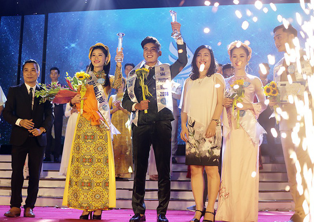 Lộ diện cặp đ&ocirc;i đăng quang T&agrave;i sắc Phương Đ&ocirc;ng 2018 - Ảnh 14.