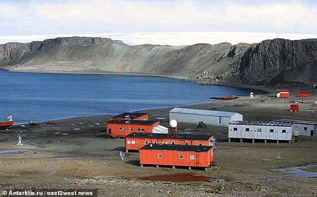 Đ&acirc;m bạn v&igrave; bạn &ldquo;d&aacute;m&rdquo;... tiết lộ kết truyện - Ảnh 14.