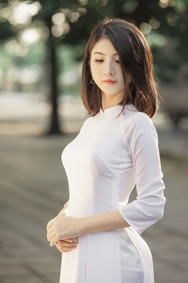 Nữ sinh Ninh Bình sở hữu nét đẹp sắc sảo hút hồn - Ảnh 10. Nữ sinh Ninh Bình sở hữu nét đẹp sắc sảo hút hồn - Ảnh 10.