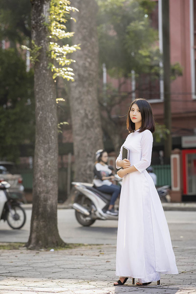 Nữ sinh Ninh Bình sở hữu nét đẹp sắc sảo hút hồn - Ảnh 18. Nữ sinh Ninh Bình sở hữu nét đẹp sắc sảo hút hồn - Ảnh 18.