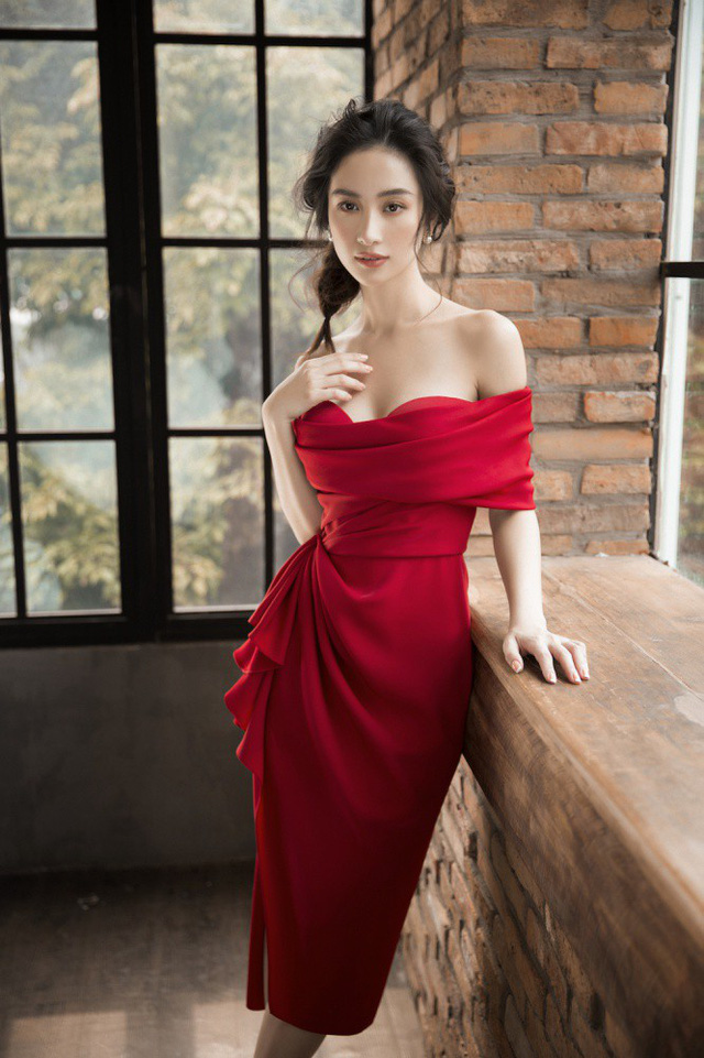 Jun Vũ ngày càng tự tin khoe vòng một phổng phao sau “dao kéo” - Ảnh 12.