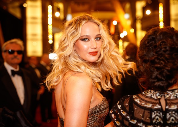 Jennifer Lawrence hạnh phúc bên bồ mới - Ảnh 16. Jennifer Lawrence hạnh phúc bên bồ mới - Ảnh 16.