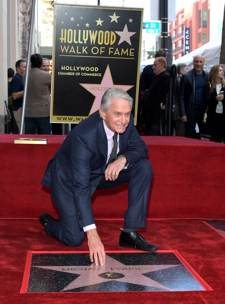 Michael Douglas được lưu tên trên đại lộ Danh vọng - Ảnh 20.