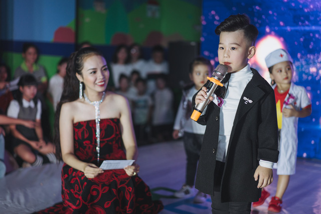 DreamKid’s Fashion Show 2018 - Ngày hội của những mẫu nhí xứ Nghệ - Ảnh 20. DreamKid’s Fashion Show 2018 - Ngày hội của những mẫu nhí xứ Nghệ - Ảnh 20.