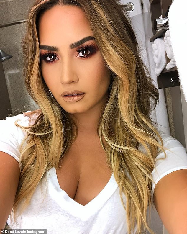 Demi Lovato đã rời trại cai nghiện và khỏe mạnh - Ảnh 10. Demi Lovato đã rời trại cai nghiện và khỏe mạnh - Ảnh 10.