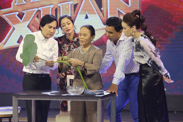 Kinh ngạc trước t&agrave;i nghệ khắc tượng bằng m&uacute;t xốp của đi&ecirc;u khắc gia 76 tuổi - Ảnh 6.