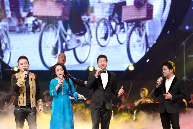 Ở tuổi 70, NSND Quang Thọ yêu cầu MC: “Đừng gọi tôi bằng chú” - Ảnh 8.