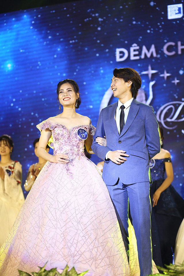 Nữ sinh tóc tém đăng quang Hoa khôi ĐH Xây dựng 2018 - Ảnh 27. Nữ sinh tóc tém đăng quang Hoa khôi ĐH Xây dựng 2018 - Ảnh 27.