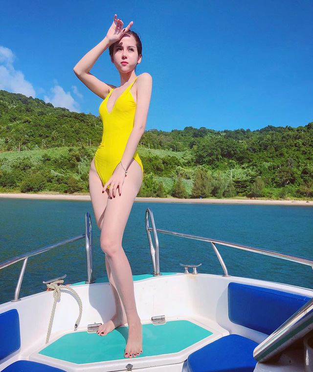 Hot vlogger Huy Cung bất ngờ làm đám hỏi cùng bạn gái xinh đẹp - Ảnh 8. Hot vlogger Huy Cung bất ngờ làm đám hỏi cùng bạn gái xinh đẹp - Ảnh 8.
