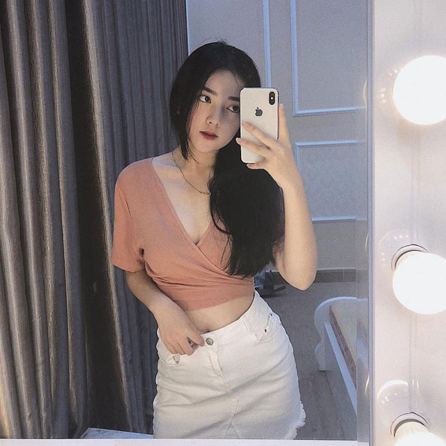 Cô gái xinh như hoa nắm tay Hà Đức Chinh trên phố là ai? - Ảnh 18. Cô gái xinh như hoa nắm tay Hà Đức Chinh trên phố là ai? - Ảnh 18.