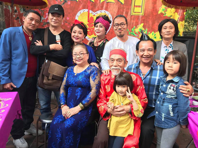 Nghệ sĩ Mai Ngọc Căn bị ung thư di căn vẫn trốn viện tham gia hài tết - Ảnh 6. Nghệ sĩ Mai Ngọc Căn bị ung thư di căn vẫn trốn viện tham gia hài tết - Ảnh 6.