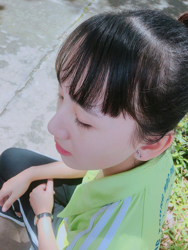 Nữ sinh B&igrave;nh Phước sở hữu g&oacute;c nghi&ecirc;ng thần th&aacute;nh - Ảnh 2.