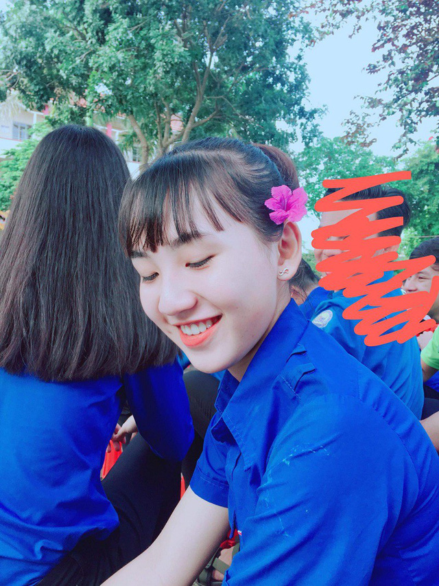 Nữ sinh B&igrave;nh Phước sở hữu g&oacute;c nghi&ecirc;ng thần th&aacute;nh - Ảnh 4.