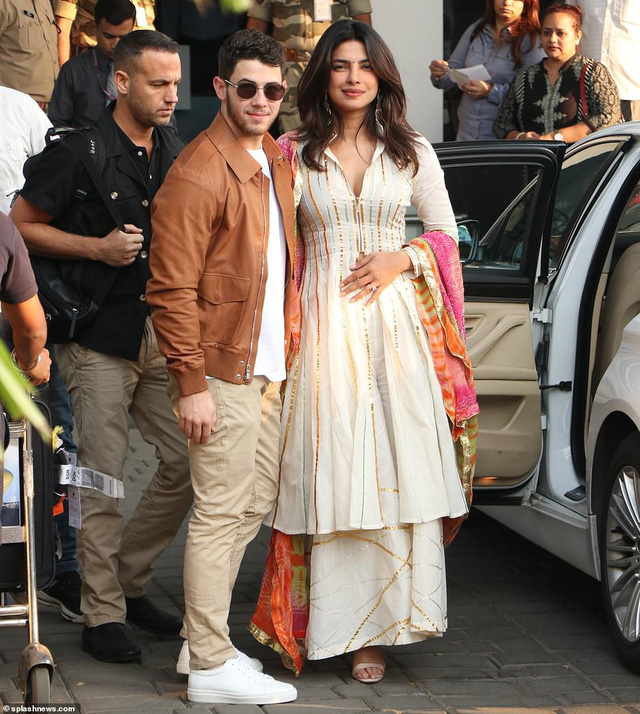 Đ&aacute;m cưới trong mơ của hoa hậu thế giới v&agrave; chồng k&eacute;m 10 tuổi - Ảnh 50.