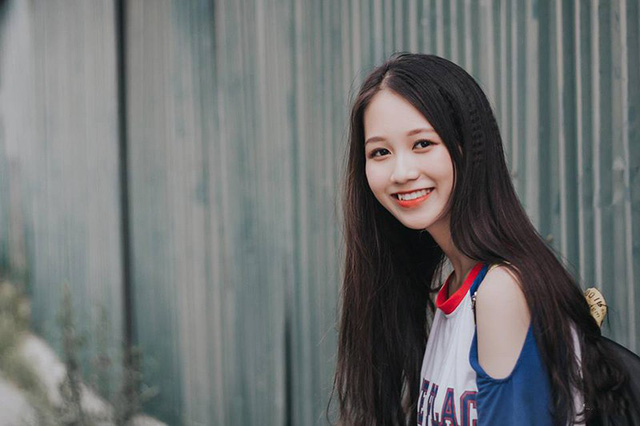 Nữ sinh Nam Định sở hữu nụ cười răng khểnh rất đáng yêu - Ảnh 12. Nữ sinh Nam Định sở hữu nụ cười răng khểnh rất đáng yêu - Ảnh 12.